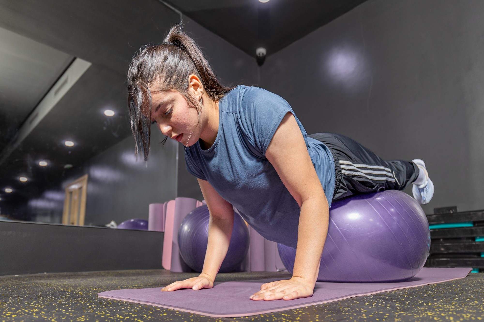 Séance de sport à la salle de fitness
